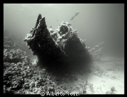 Abu Nuhas reef, the Carnatic from the bow by Alberto Tozzi 